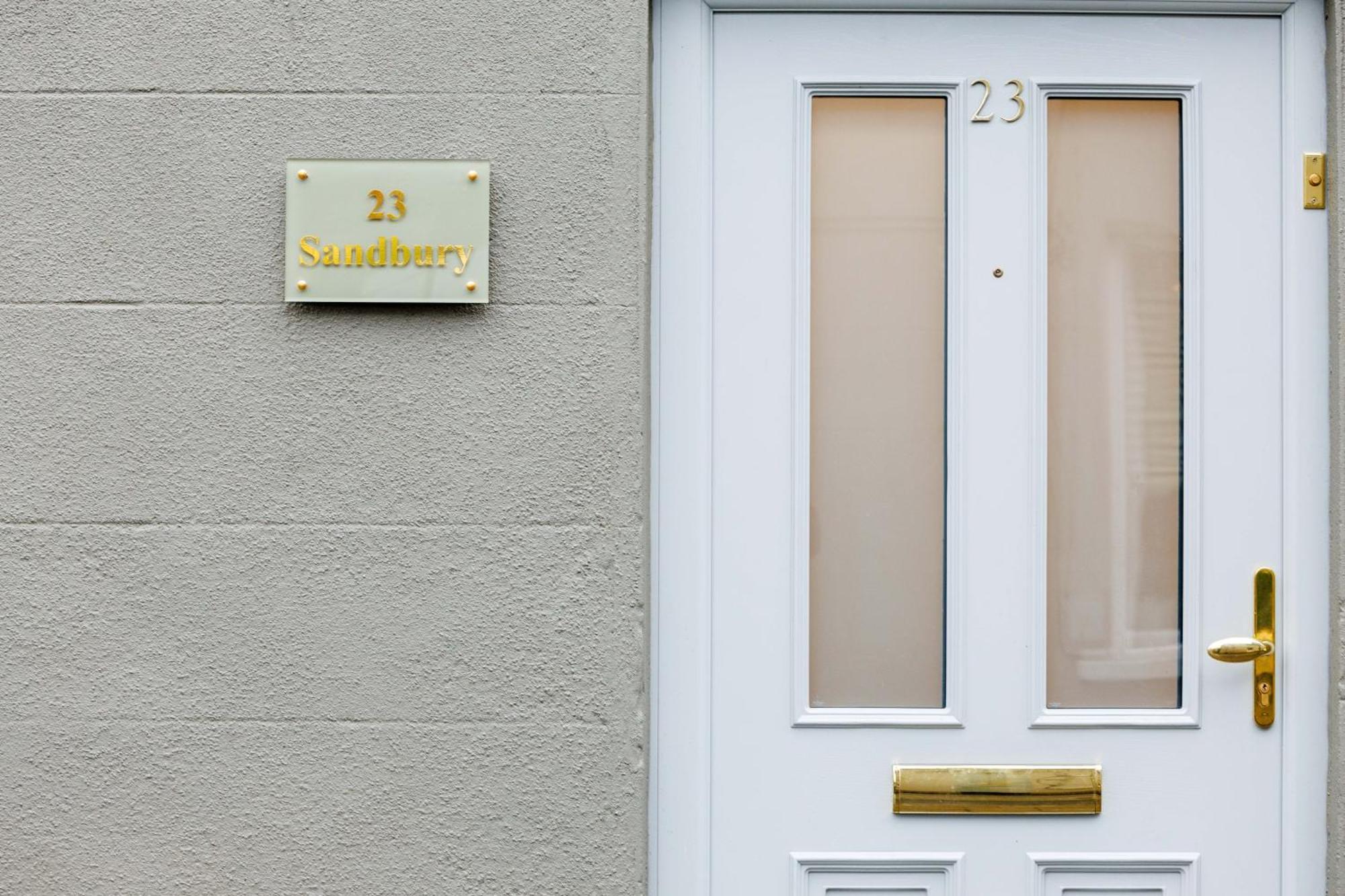 Sandbury Town House Bed & Breakfast Kilkenny Exterior photo