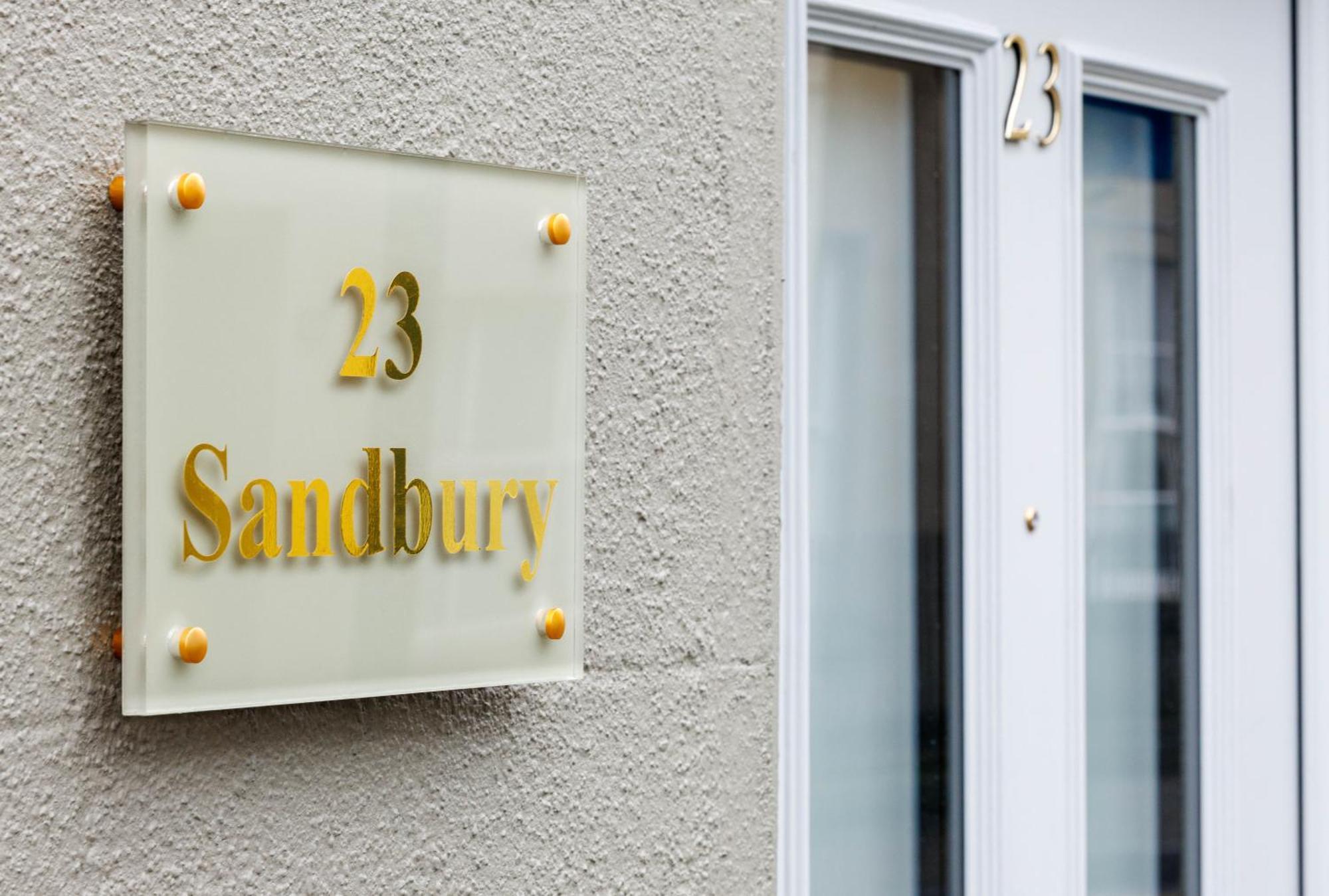 Sandbury Town House Bed & Breakfast Kilkenny Exterior photo